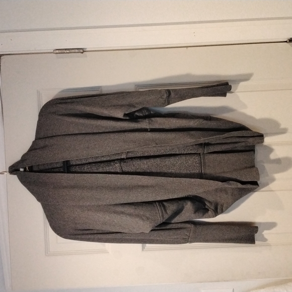 Wilfred Sweaters - Cardigan Gray